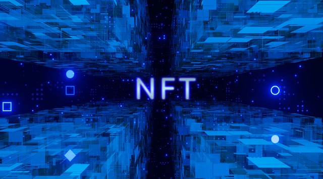 Imagen de las siglas NFT en un contexto de metaverso